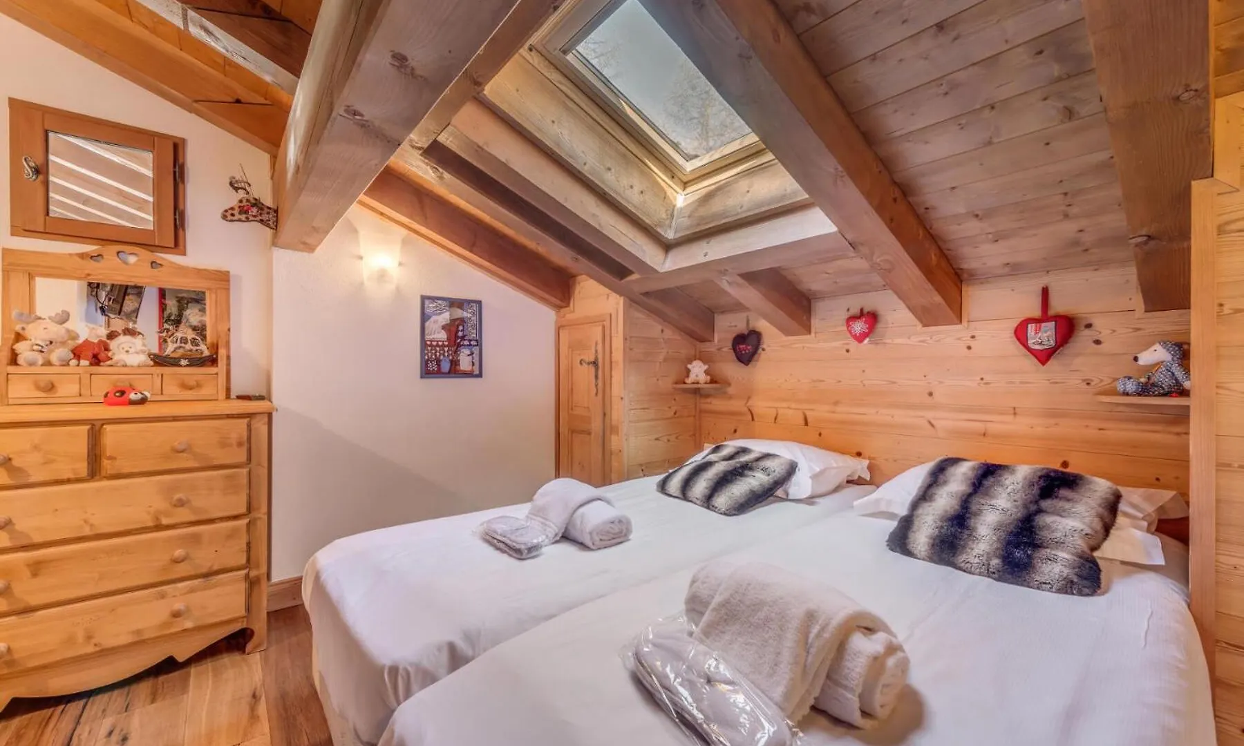 Chalet Zanskar - Chalet 5 - 180M2 - 6 Chambres, 6 Salles De Bain, Jacuzzi Mae-3407 Les Boisses 0*,  France